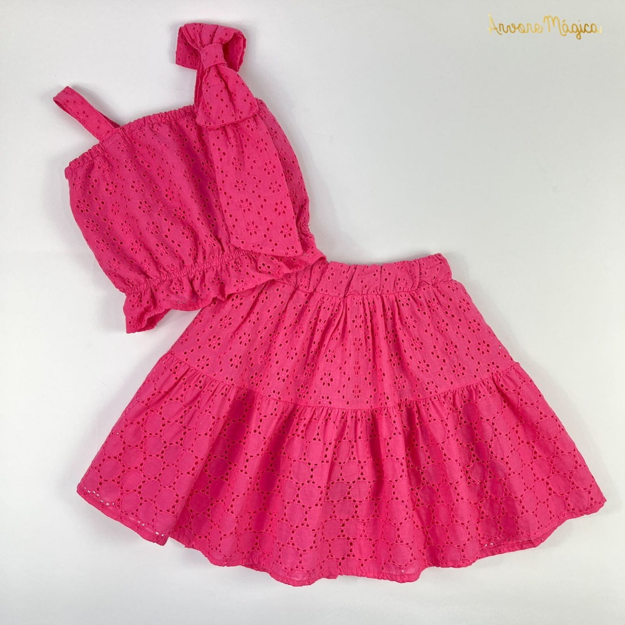 Conjunto Infantil Momi Laise Pink