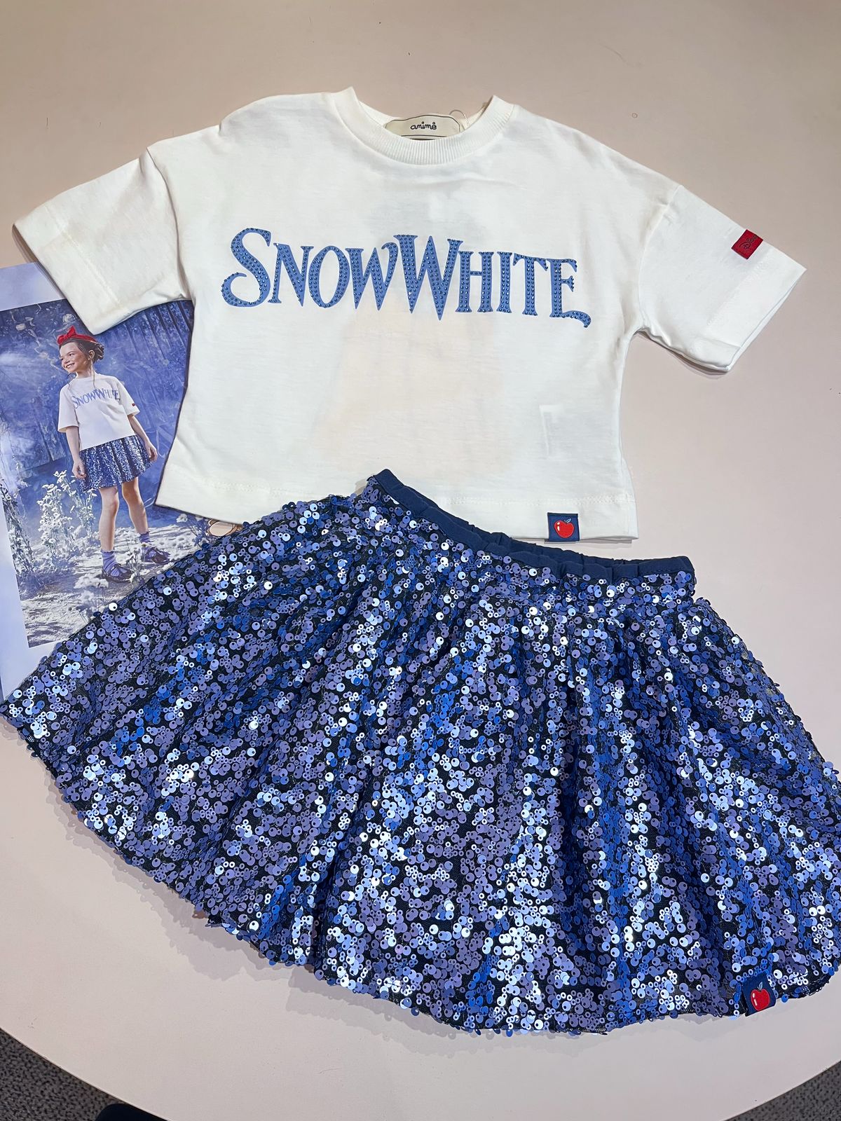 Conjunto Infantil Branca de Neve Disney Saia de Paetês Animê