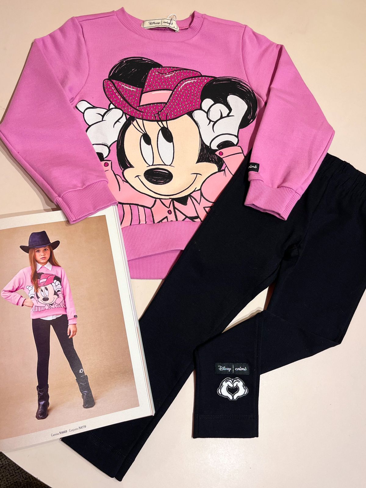Conjunto Infantil Minnie Cowgirl Animê
