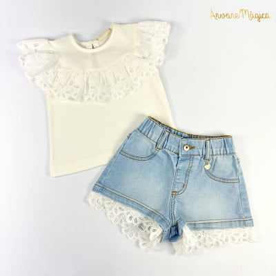 Conjunto Infantil Blusa & Short Jeans Bordado Animê