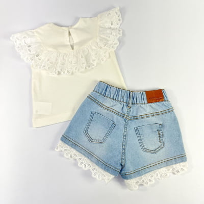 Conjunto Infantil Blusa & Short Jeans Bordado Animê