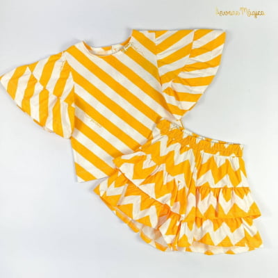 Conjunto Infantil Listrado Amarelo Animê