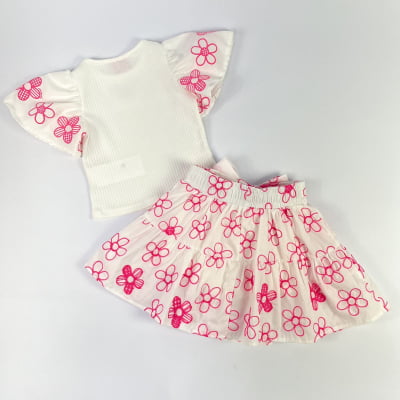 Conjunto Infantil Momi Flores Bordadas