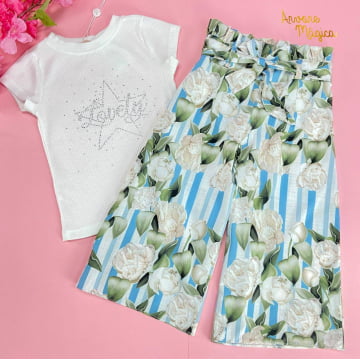 Conjunto Infantil Pantacourt Flowers Petit Cherie Conjunto Infantil Pantacourt Flowers Petit Cherie