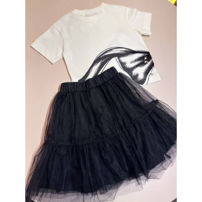 Conjunto Infantil Blusa e Saia de Tule Laços Bordados Animê
